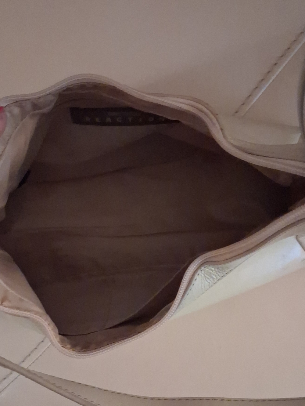 KENNETH COLE CREAM LEATHER Handbag - Picture 7 of 11
